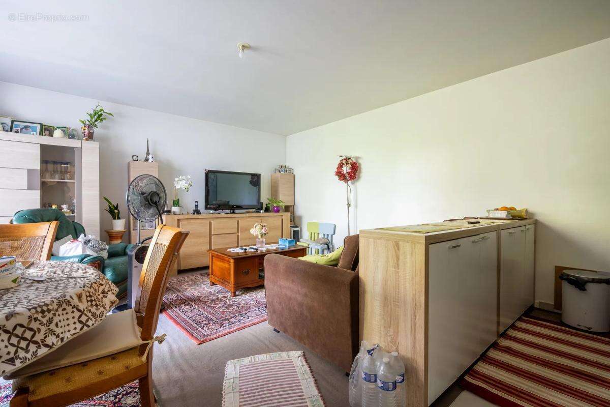 Beau 2 pièces de 48 m² avec terrasse - vendu loué - photo 4