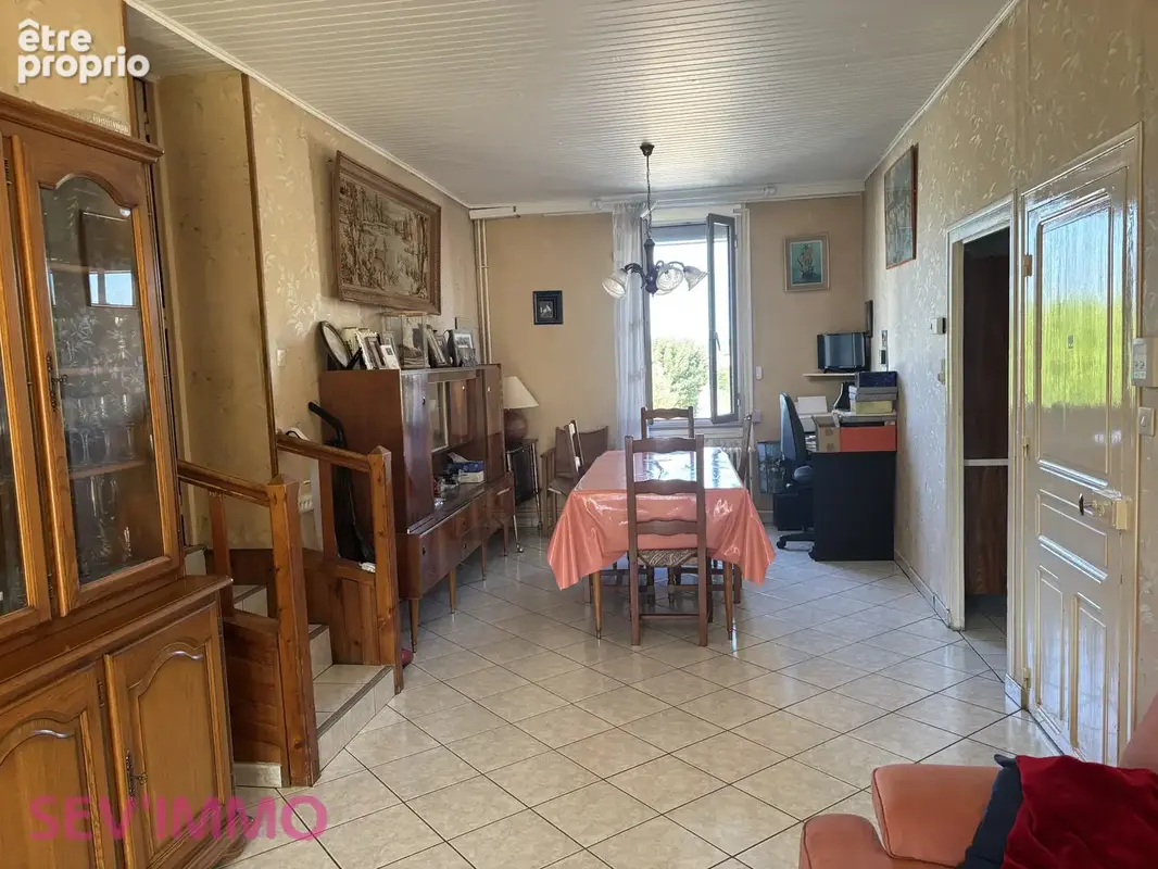 Maison 146 m2 habitables avec grand garage. - photo 6