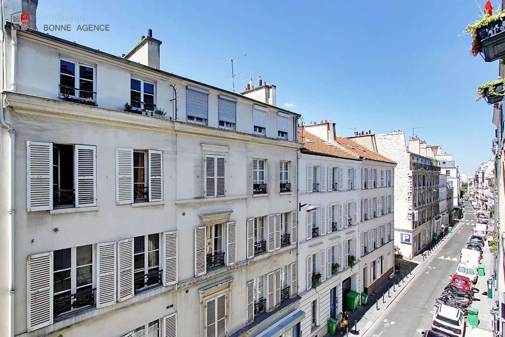 Appartement à PARIS-17E