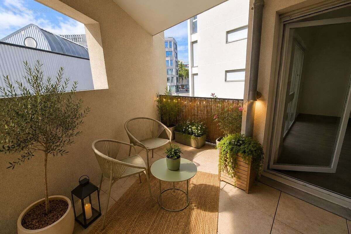 T3 de 70,8 m² à Lyon 8 à partir de 169 400 € - photo 13