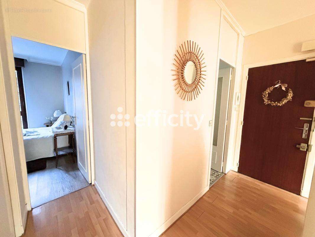 Appartement à CHATENAY-MALABRY