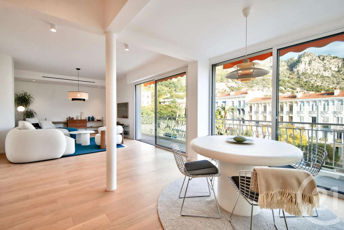 Appartement à BEAULIEU-SUR-MER