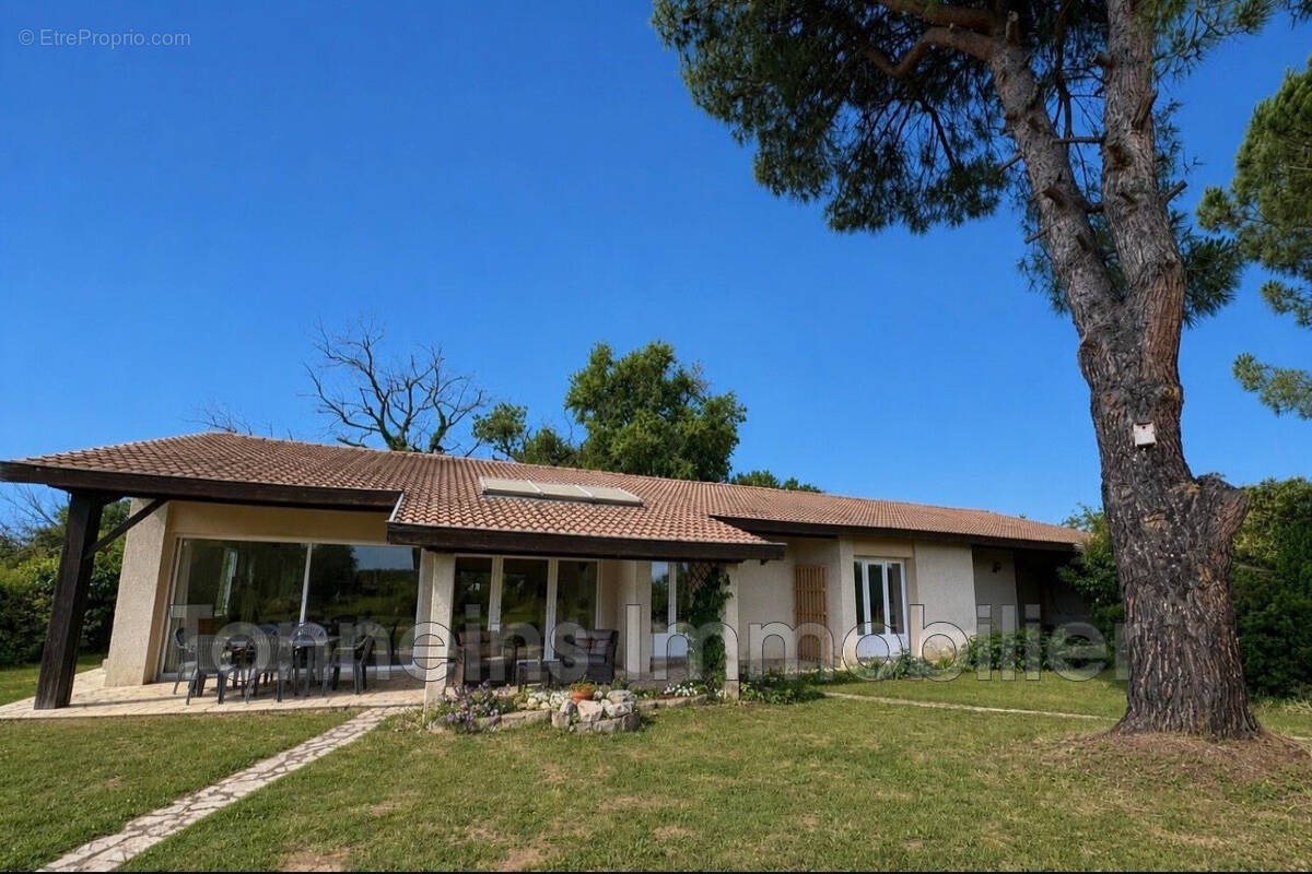 Maison à BOURRAN