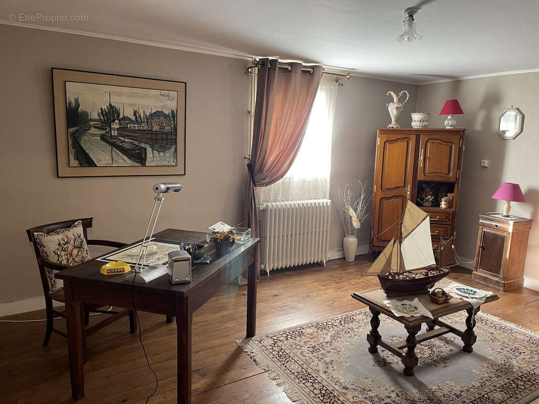 Maison à SAINT-CREPIN-D'AUBEROCHE