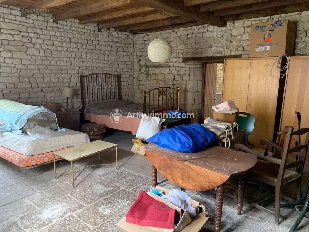 Maison à LA VILLEDIEU