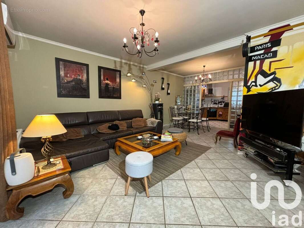 Photo 2 - Maison à VILLIERS-SUR-MARNE