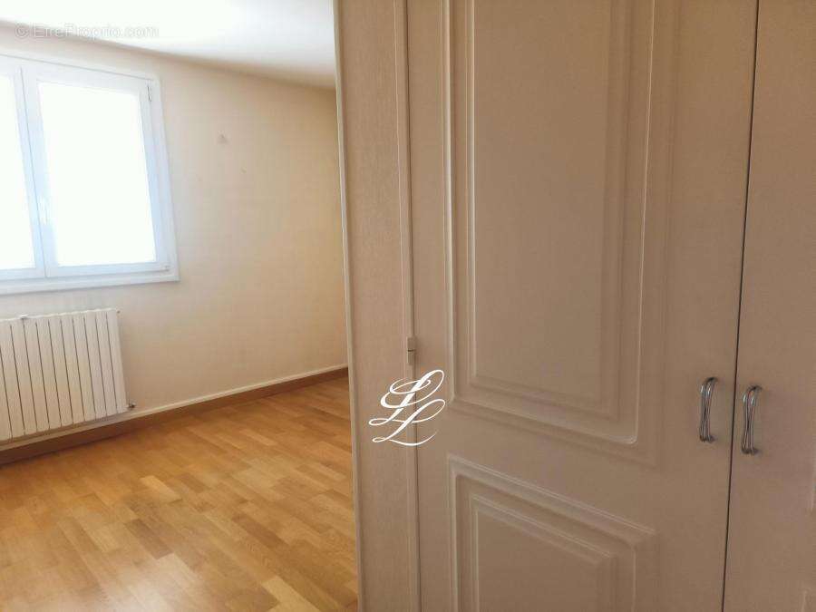 Appartement 87 m² à Le Mans  - photo 7