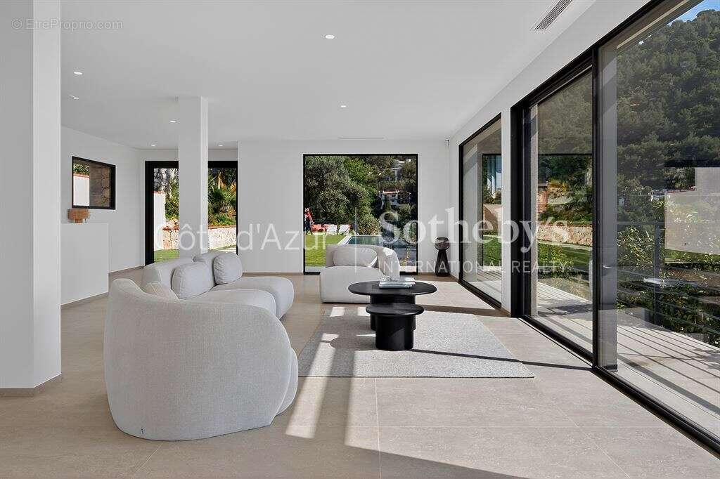 Maison à ROQUEBRUNE-CAP-MARTIN