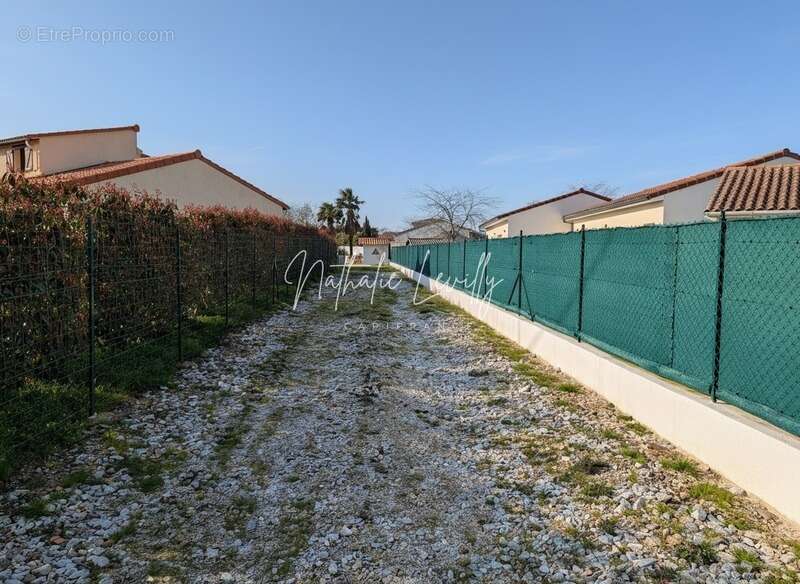 Grange et vaste terrain de 1135 m² – Potentiel d'agrandissement – Lavernose-Lacasse - photo 10