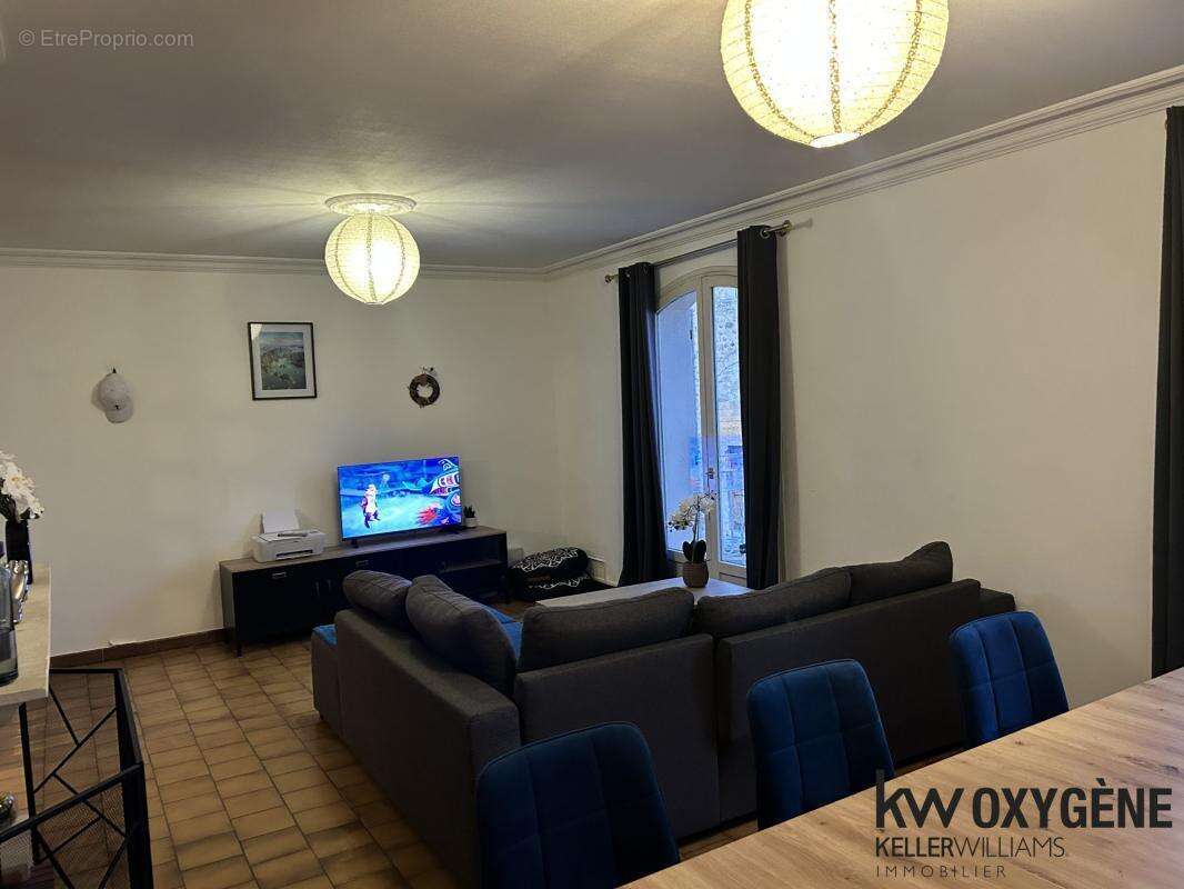 Maison à SAINT-GENIS-DES-FONTAINES