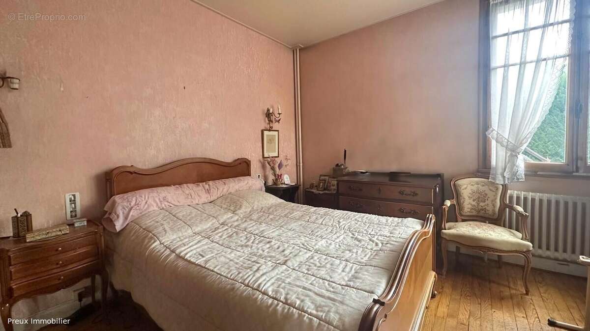 Maison 130 m² à Annecy-Le-Vieux  - photo 4