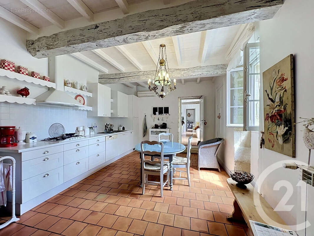 Maison à ORDAN-LARROQUE