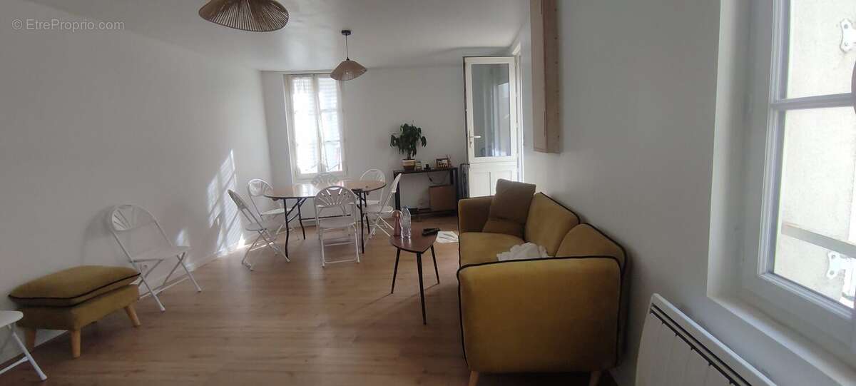 Maison 56 m² à Tours  - photo 2