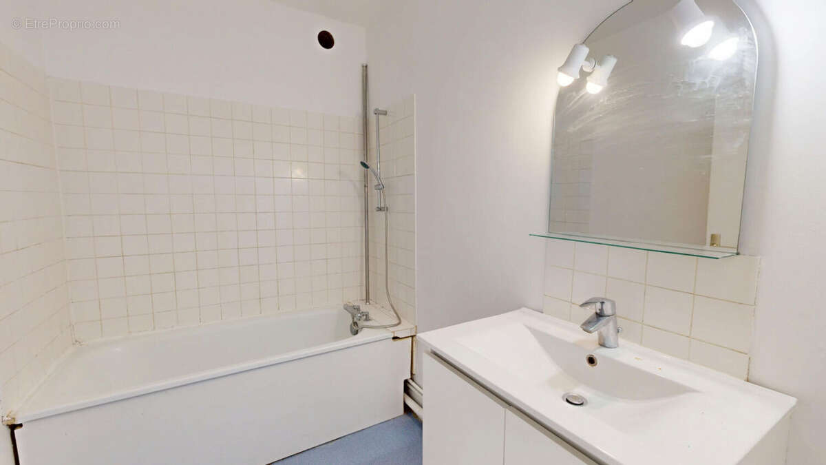 Appartement à MOULINS