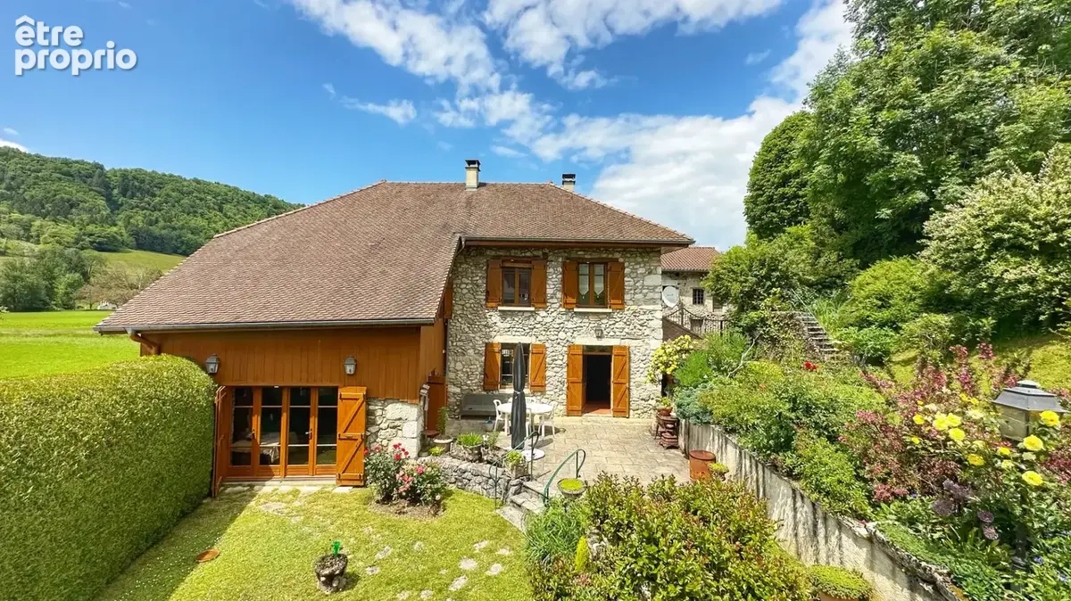 SAINT-AUPRE, Propriété avec piscine - photo 2