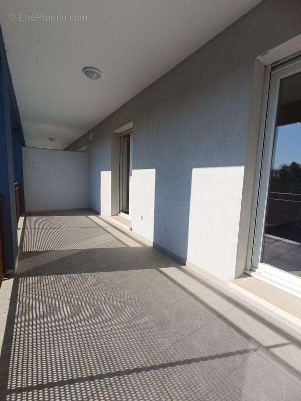 Appartement Istres 4 pièce(s) 101 m2 ET Terrasse - photo 6