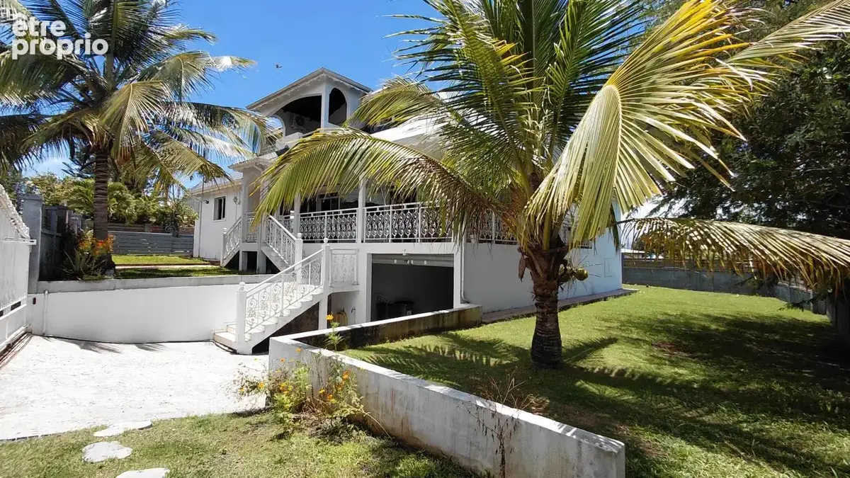 A vendre : maison t9 au lamentin (97129) - photo 2