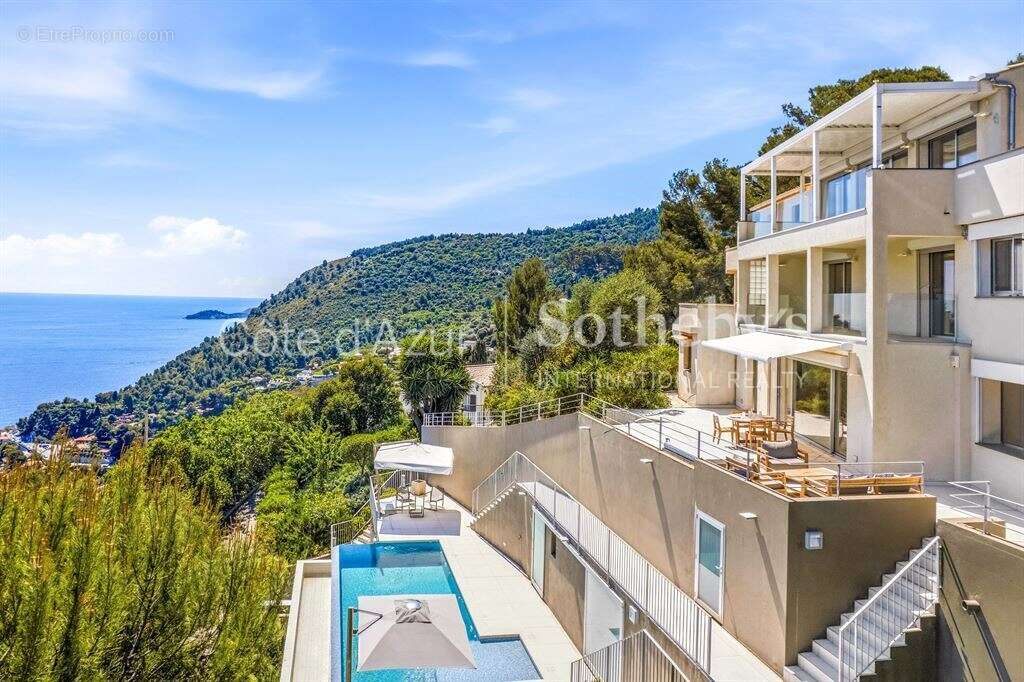Maison à EZE