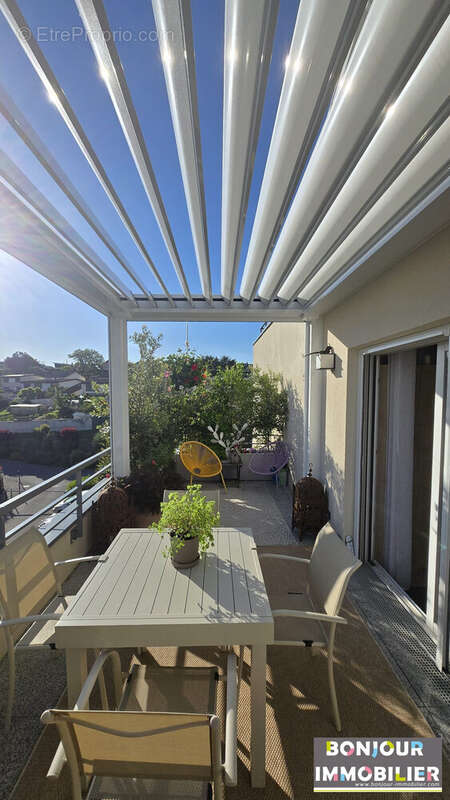 Appartement à RIVES