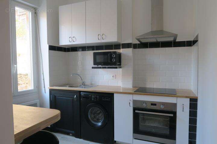 Appartement à MARSEILLE-4E