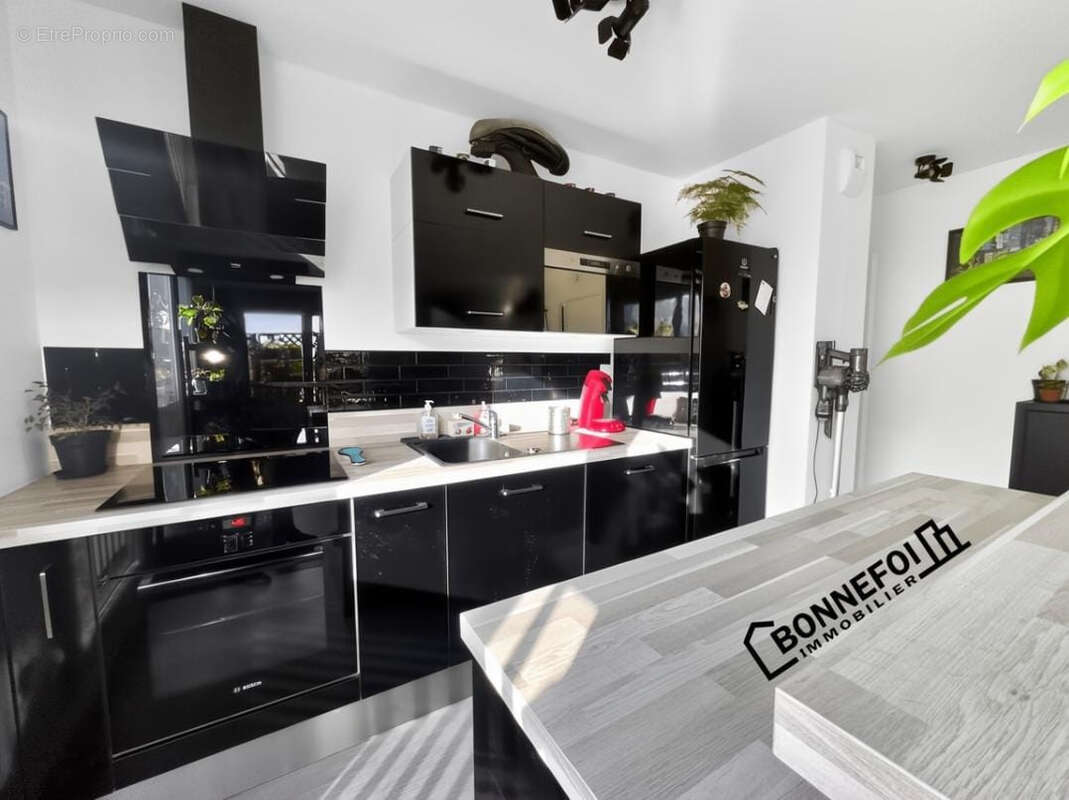 Appartement à CHAMPIGNY-SUR-MARNE