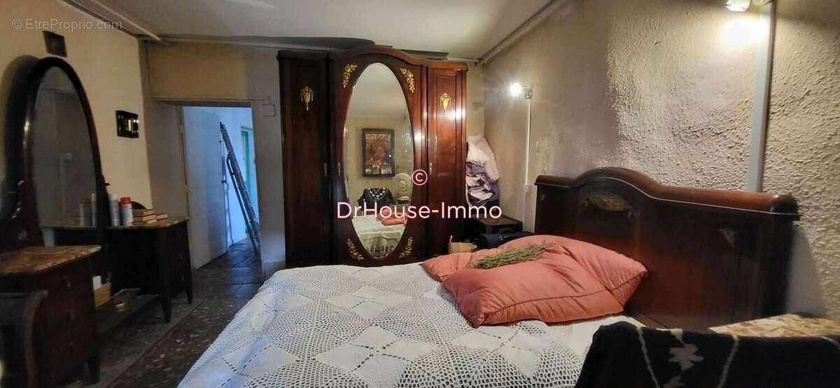 Maison à SAINT-MARTIN-DE-VALGALGUES