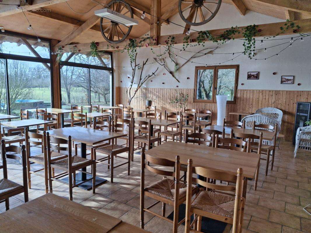 Maison à LISSAC-ET-MOURET