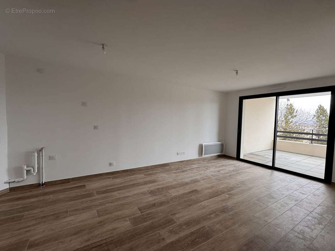 Appartement à LES ANGLES