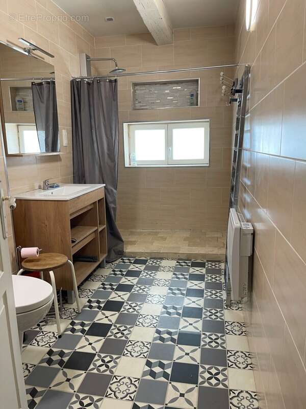 Appartement à LEZIGNAN-CORBIERES