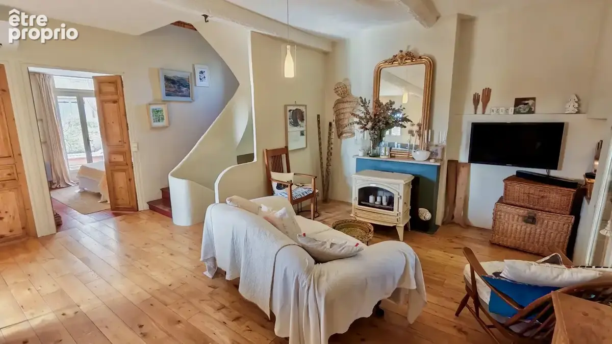 Maison à POUZOLLES