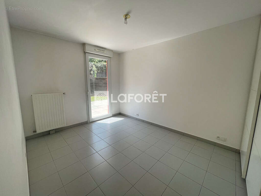 Appartement à JUVIGNAC