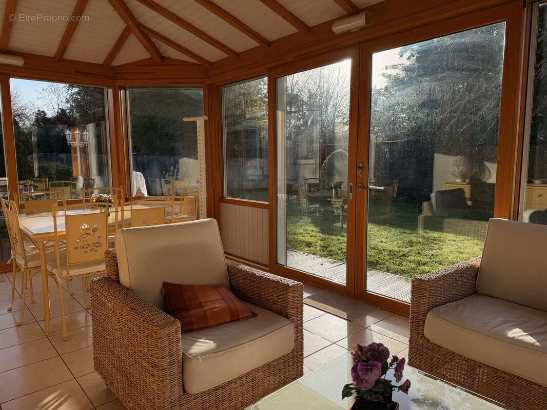 Maison à SAINT-SEBASTIEN-SUR-LOIRE