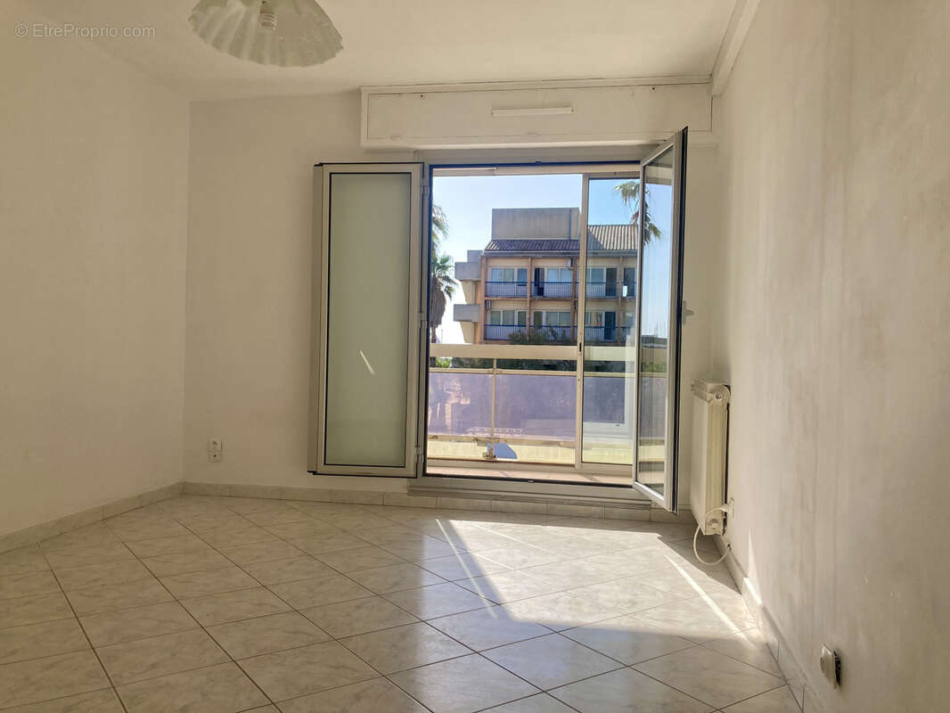 Appartement à HYERES