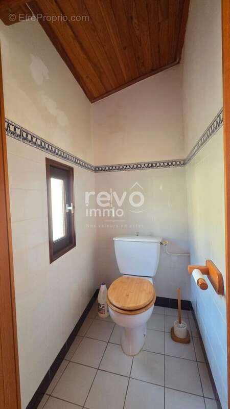 ST PARGOIRE : Maison de village avec garage, loggia de 20 m², 3 chambres, excellente restauration - photo 13