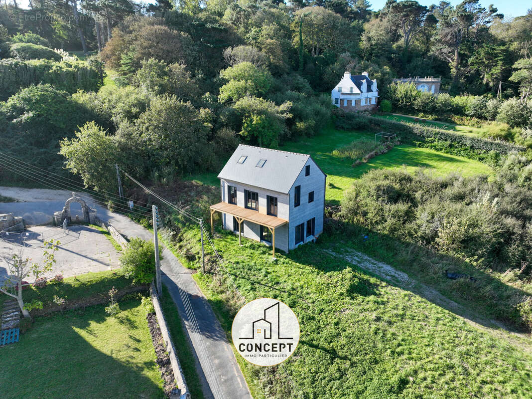 Maison à PLOUGASNOU