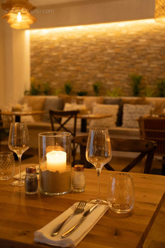 A vendre fonds de commerce restaurant 171 m2 neuf avec cuisine aux normes idealement situe entre pignans et le luc (var) - photo 10