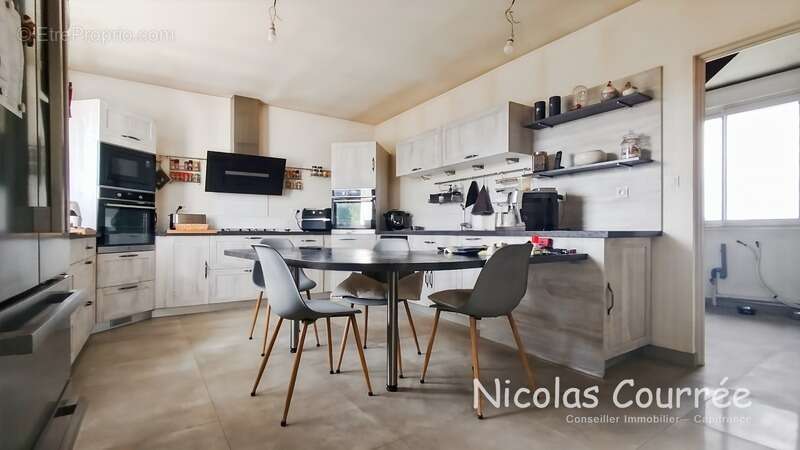 Maison à vendre 8 pièces SAINT VINCENT LA CHATRE (79) - photo 3