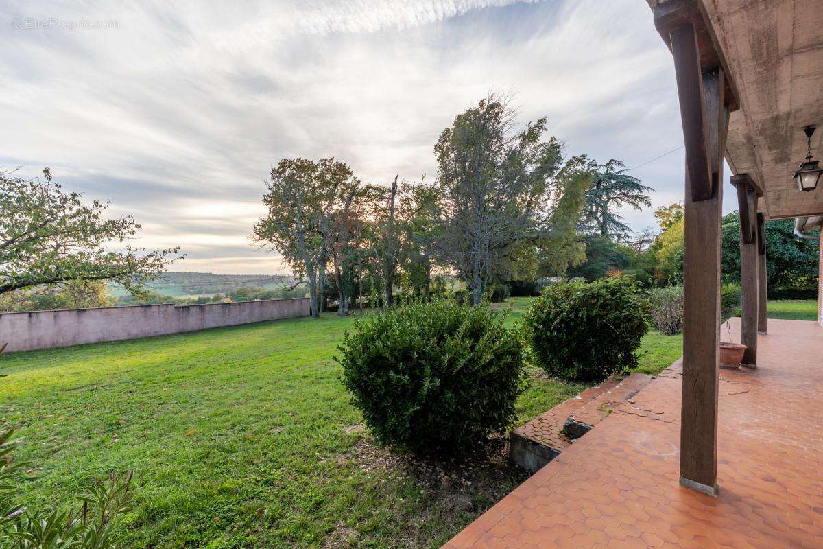 Maison à DREMIL-LAFAGE