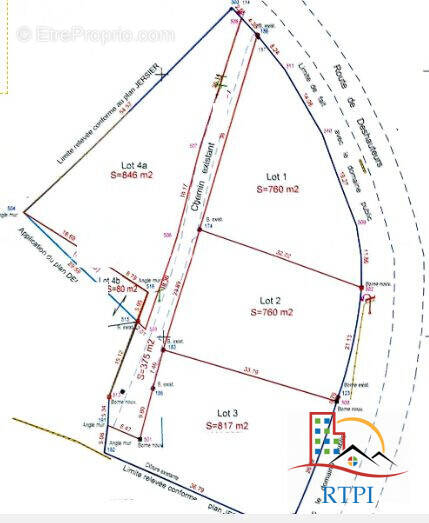 Terrain à SAINTE-ANNE