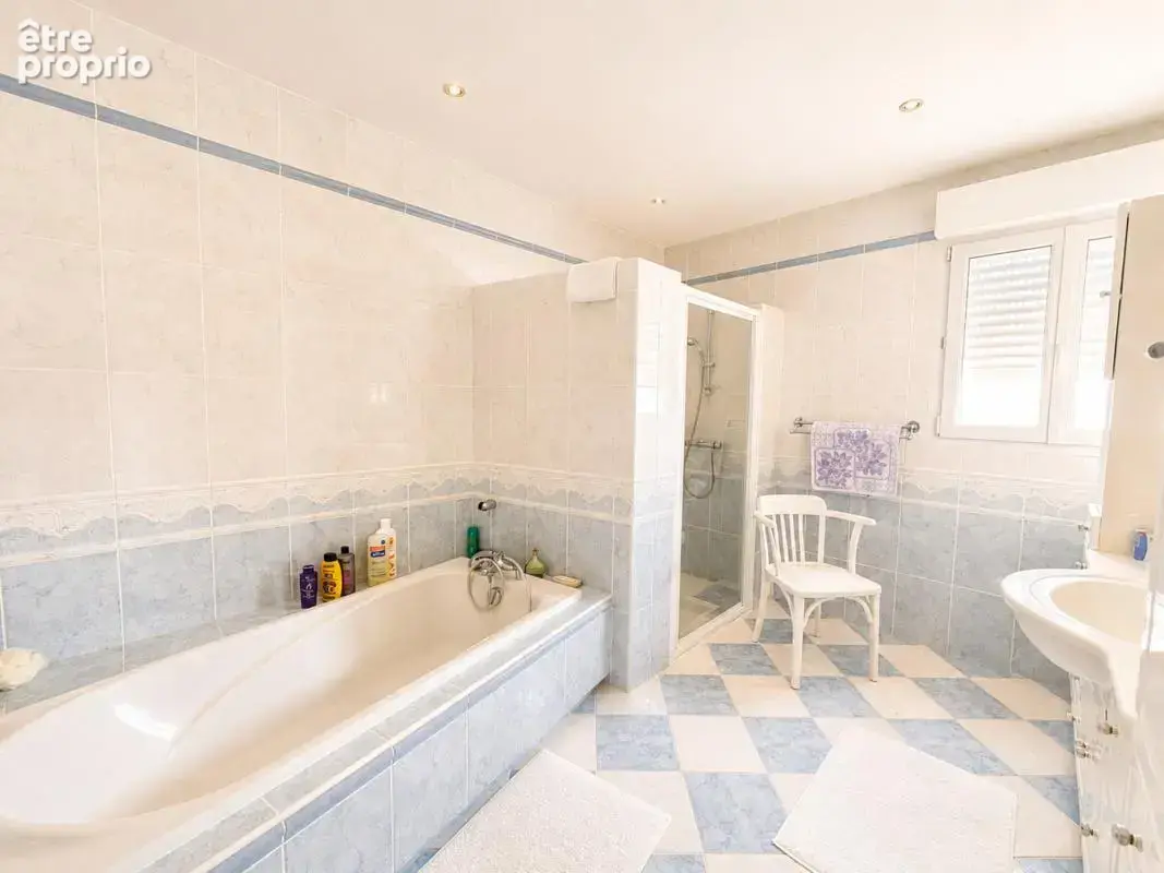Maison 5 pièces 181 m² à vendre à Marennes (17320) - photo 7