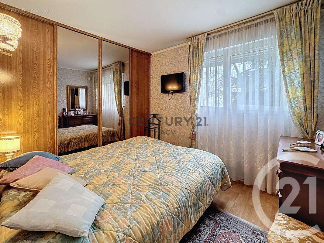 Appartement à MAISONS-ALFORT