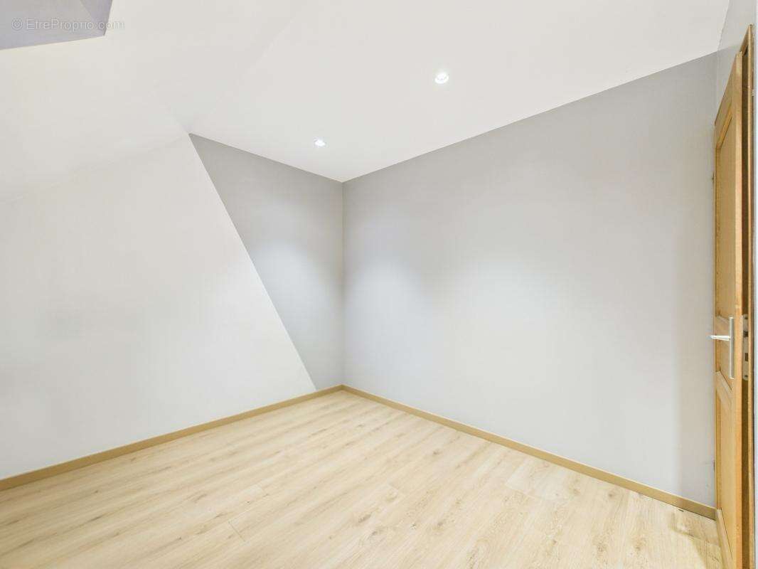 Maison à VALENCIENNES