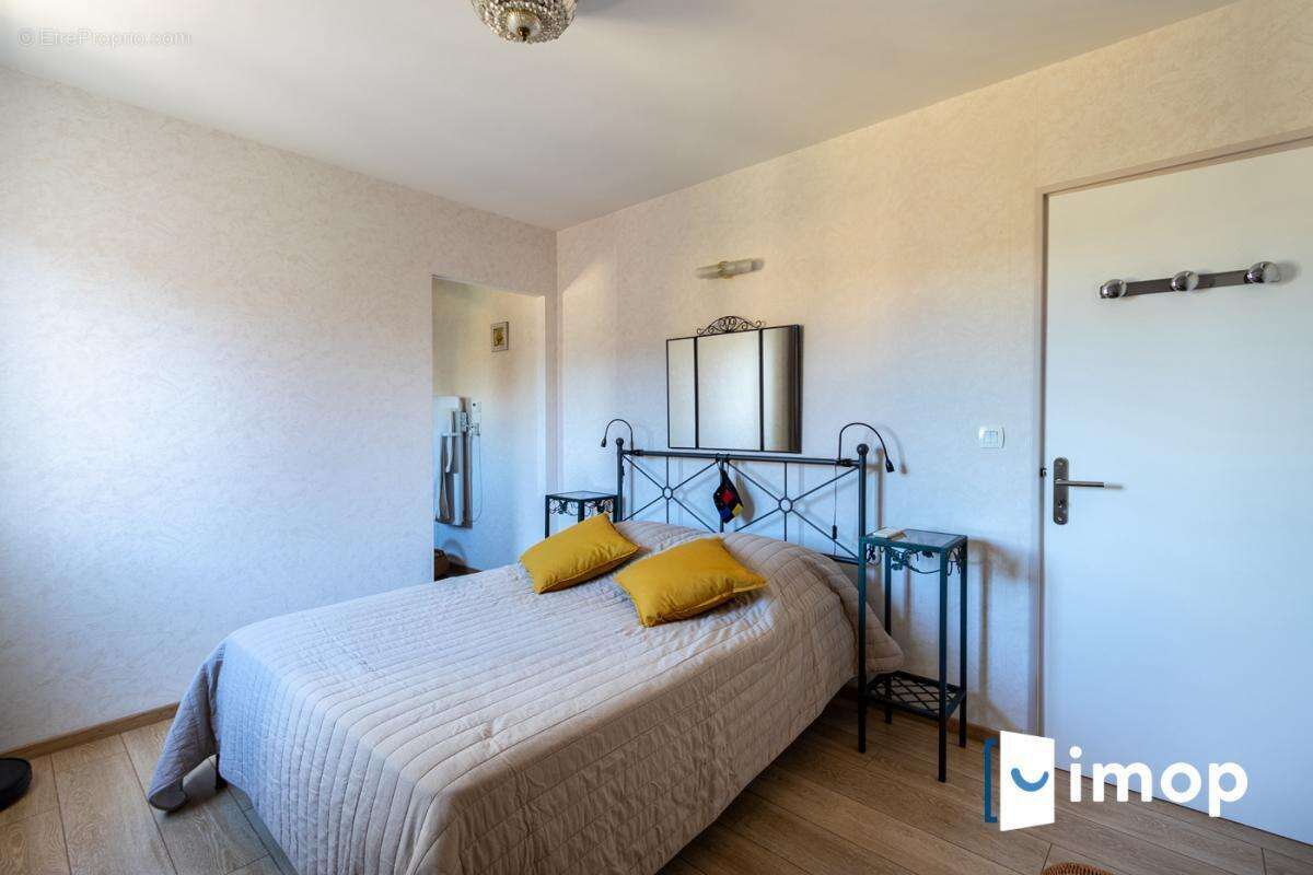 Maison à SIX-FOURS-LES-PLAGES