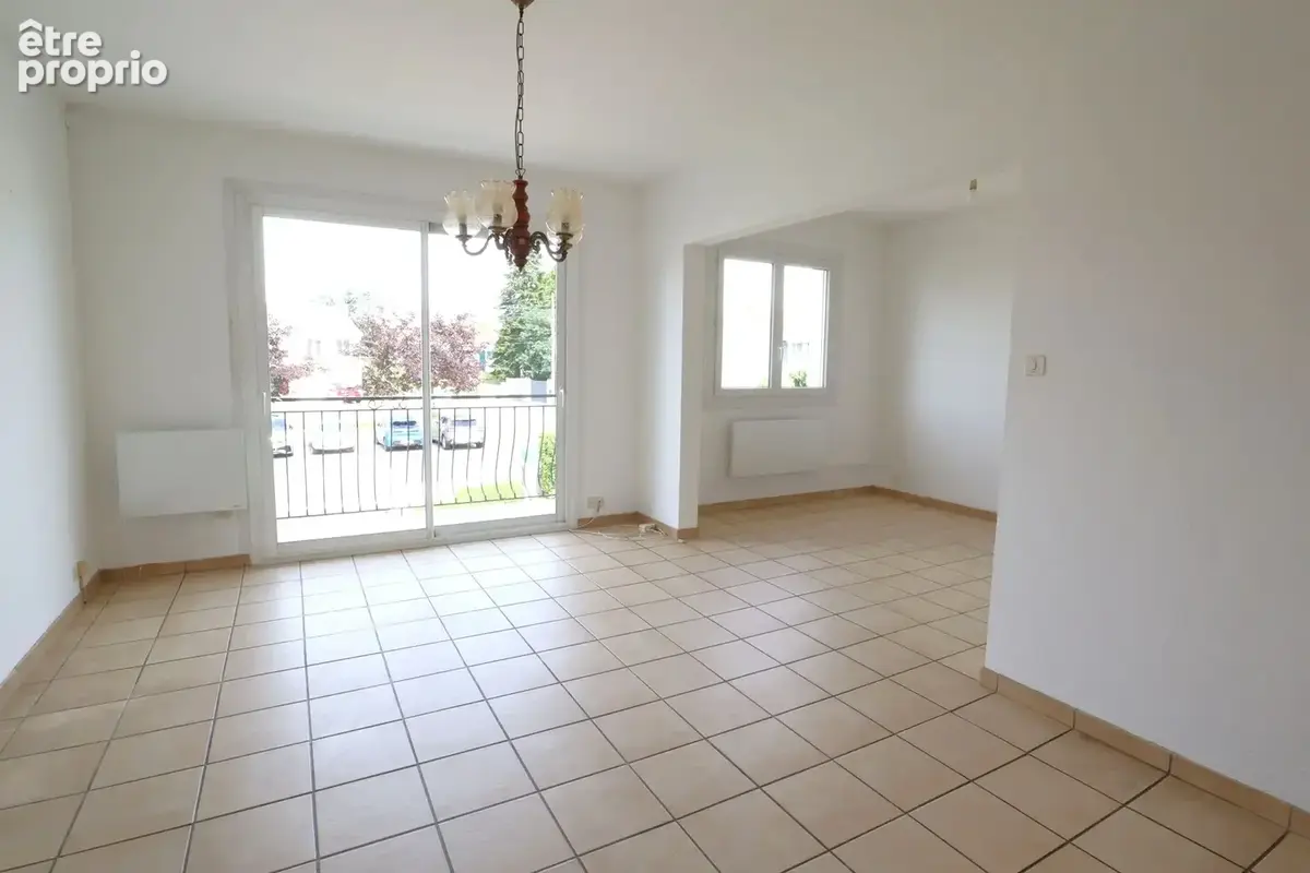 Proche CENTRE VILLE - GARE, maison offrant 160 m2 habitables - photo 9