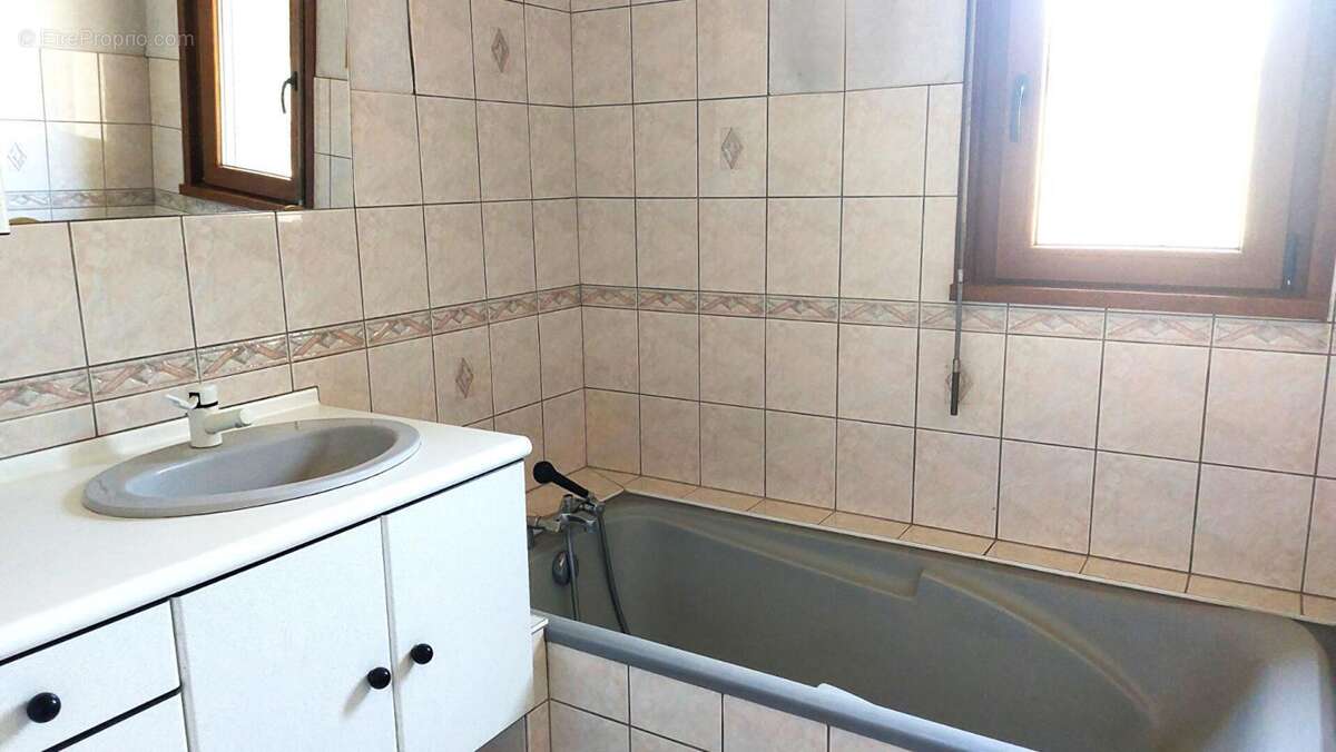Maison Bouligney 136 m² plain pied jardin verger - photo 7