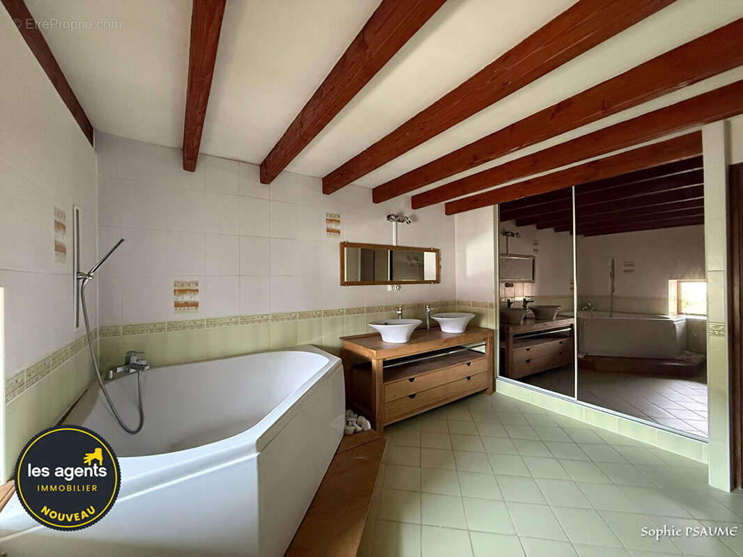 Maison à COLOMBEY-LES-BELLES