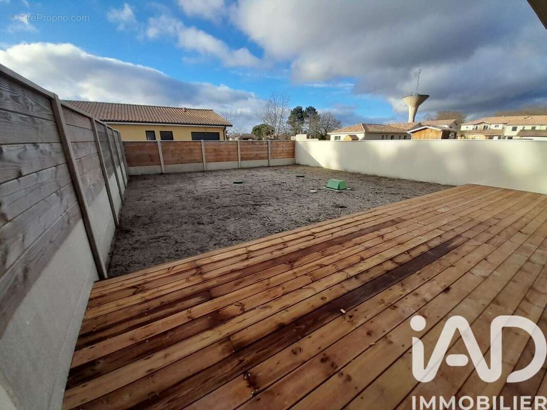 Photo 2 - Maison à LE BARP