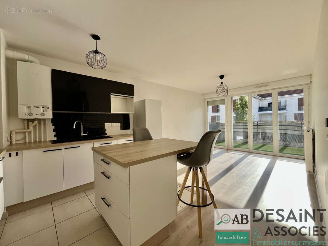 A vendre appartement F3 sur Villeneuve Saint Denis - photo 2