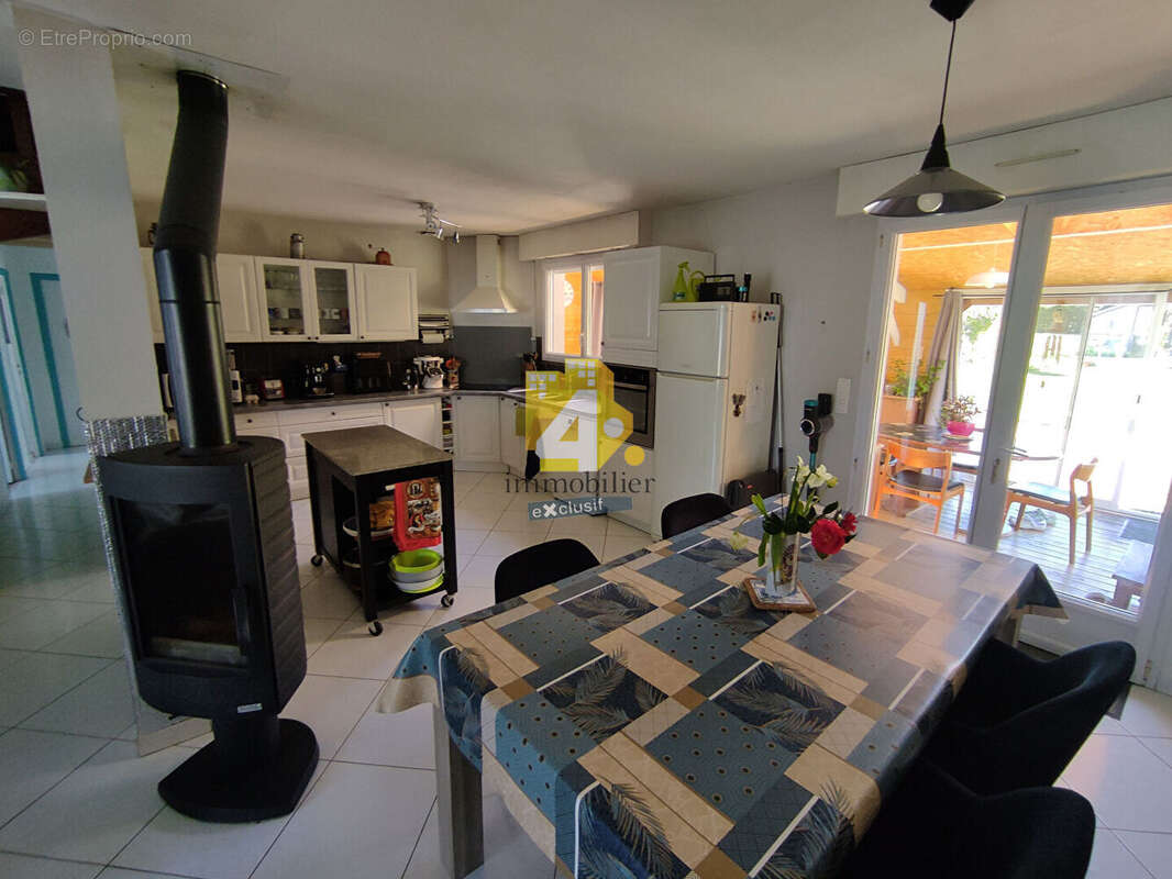 Maison à SAINTE-ANNE-SUR-BRIVET