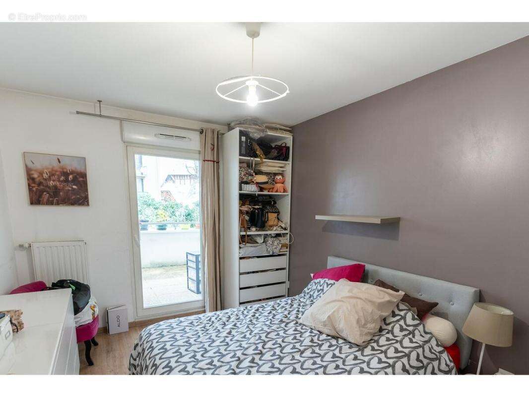 Appartement à COLOMBES